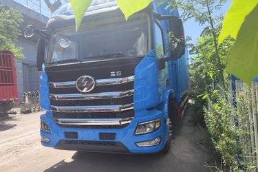 二手上汽红岩 杰豹H6 标载版 270马力 6X2 9.6米厢式载货车(国六) 前四后四 上菲红二手载货车 黄牌