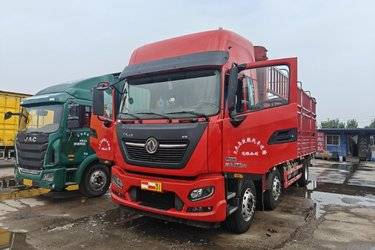 二手东风商用车 天锦KR PLUS 300马力 6X2 7.7米仓栅式载货车(高顶双卧)(国六) 前四后四 雷诺二手载货车 黄牌