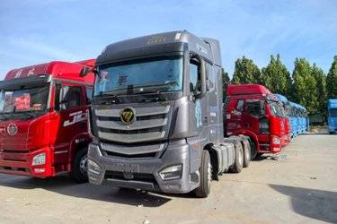 二手福田 欧曼EST 6系重卡 基本版 580马力 6X4 AMT自动挡牵引车(国六) 双驱 福田康明斯二手牵引车 黄牌图片