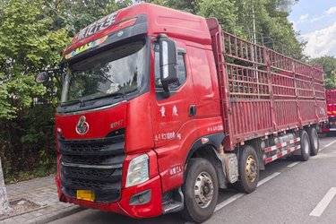 二手东风柳汽 乘龙H7重卡 350马力 8X4 9.4米仓栅式载货车(国五) 前四后八 东风二手载货车 黄牌