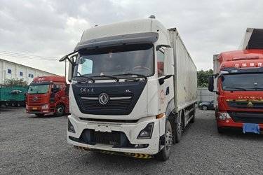 二手东风商用车 天龙KL 舒适版 300马力 6X2 9.6米厢式载货车(国六) 前四后四 雷诺二手载货车 黄牌