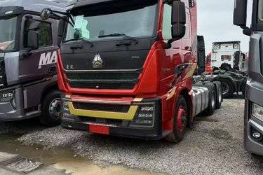 二手中国重汽 HOWO TH7重卡 540马力 6X4牵引车(国五) 双驱 曼二手牵引车 黄牌图片