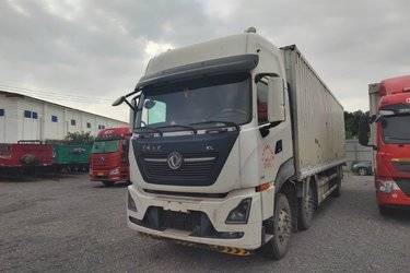 二手东风商用车 天龙KL 舒适版 300马力 6X2 9.6米厢式载货车(国六) 前四后四 雷诺二手载货车 黄牌
