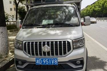 二手长安凯程 神骐T30 1.6L 豪华型 122马力 汽油 3.6米单排仓栅式微卡(国六) 单桥 小康动力二手载货车 蓝牌