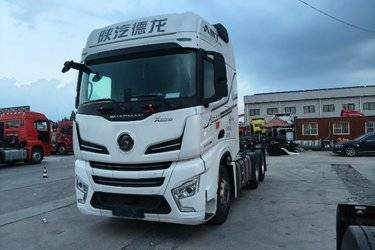 二手陕汽重卡 德龙X6000 610马力 6X4 AMT自动挡牵引车(国六) 双驱 潍柴二手牵引车 黄牌图片