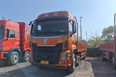 二手东风柳汽 乘龙H5中卡 260马力 6X2 9.7米栏板载货车(国五) 前四后四 玉柴二手载货车 黄牌