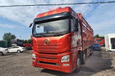 二手青岛解放 JH6重卡 领航版2.0 460马力 8X4 9.4米仓栅式载货车(国六) 前四后八 锡柴二手载货车 黄牌