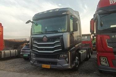 二手中国重汽 HOWO Max重卡 480马力 6X4牵引车(国六)(重汽12挡)(国六) 双驱 潍柴二手牵引车 黄牌图片