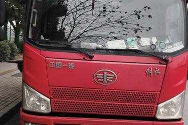 二手解放 J6F 160马力 4.21米单排仓栅式轻卡(国五) 单桥 大柴二手载货车 蓝牌