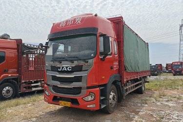二手江淮 格尔发A5XⅢ中卡 245马力 4X2 6.8米仓栅式载货车(国六) 单桥 康明斯二手载货车 黄牌