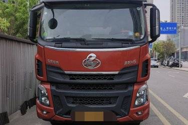 二手东风柳汽 乘龙H5中卡 260马力 4X2 6.8米仓栅式载货车(国六) 单桥 东风康明斯二手载货车 黄牌
