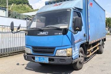 二手江铃 新顺达 109马力 4.21米单排厢式轻卡(国四) 单桥 江铃二手载货车 蓝牌