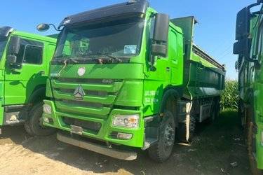 二手中国重汽 HOWO重卡 440马力 8X4 6.8米自卸车(华威驰乐牌)(国五) 前四后八 曼二手自卸车 黄牌