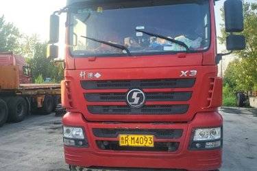 二手陕汽商用车 轩德X3 460马力 6X4 LNG牵引车(国六) 双驱 玉柴二手牵引车 黄牌图片