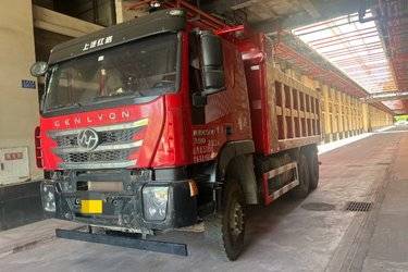 二手上汽红岩 杰狮重卡 390马力 6X4 5.8米自卸车(国五) 后八轮 上菲红二手自卸车 黄牌