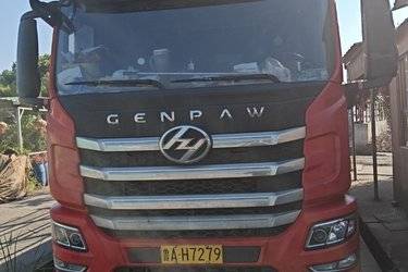 二手上汽红岩 杰豹H6 标载版 350马力 6X2 9.5米栏板载货车(国六) 前四后四 玉柴二手载货车 黄牌