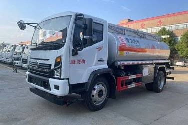 二手油罐车 东风多利卡 多利卡D9 170 5.2 4X2