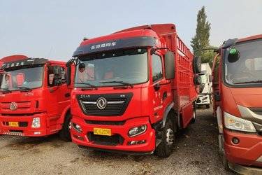 二手东风商用车 天锦KR 舒适版 260马力 4X2 6.8米仓栅式载货车(国六) 单桥 东风康明斯二手载货车 黄牌图片