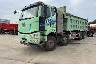 二手一汽解放 新J6P重卡 舒适版 460马力 8X4 6.8米自卸车(国六) 前四后八 潍柴二手自卸车 黄牌图片