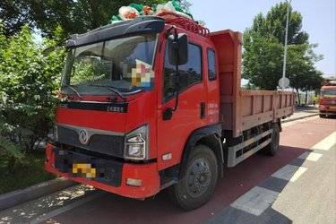 二手东风福瑞卡F8 4L柴油 184马力 4X2 法士特8档 5.25米排半自卸车(国六) 单桥 云内动力二手自卸车 黄牌