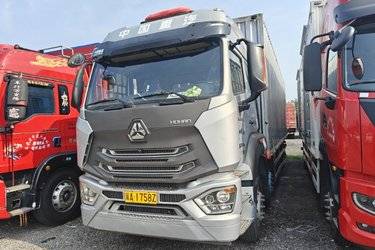 二手中国重汽 豪瀚N5G 310马力 6X2 9.52米厢式载货车(国六) 前四后四 曼二手载货车 黄牌