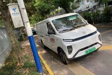 二手远程 全新星享V7E 2025款 智富版 2座 纯电动封闭货车 智芯51.4kWh二手封闭货车