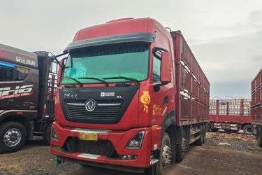 二手畜禽运输车 东风商用车 东风天龙KL 465 9.6 8X4