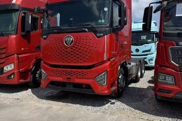 二手福田 欧曼银河 660马力 6X4 AMT自动挡牵引车(国六)(气囊)(国六) 双驱 康明斯二手牵引车 黄牌图片
