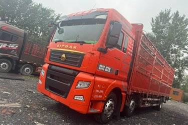 二手中国重汽 汕德卡SITRAK G7S 350马力 6X2 9.6米AMT自动档仓栅式载货车(国六) 前四后四 曼二手载货车 黄牌