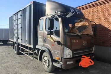 二手解放 虎VH 180马力 5.4米排半厢式载货车(法士特8档)(国六) 单桥 锡柴二手载货车 黄牌图片