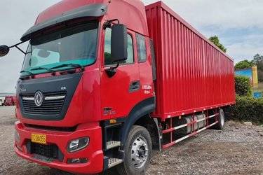 二手东风商用车 天锦KR PLUS 舒适版 290马力 4X2 9.8米厢式载货车(国六)(高顶双卧)(速比3.64)(国六) 单桥 东风康明斯二手载货车 黄牌图片