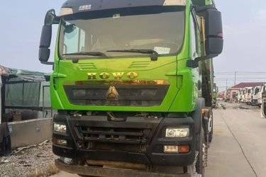 二手中国重汽 HOWO TX重卡 460马力 8X4 6.5米自卸车(国六) 前四后八 潍柴二手自卸车 黄牌
