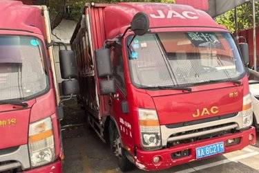 二手江淮 帅铃Q6 130马力 4.12米单排厢式轻卡(国五) 单桥 江淮纳威司达二手载货车 蓝牌图片