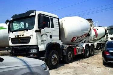 二手中国重汽 HOWO TX 350马力 8X4 7.99方混凝土搅拌车(国六)(潍柴)(国六) 前四后八 潍柴二手搅拌车