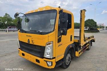 二手清障车 重汽华威(华威驰乐牌) 重汽豪沃(HOWO)底盘 143 5.6 4X2