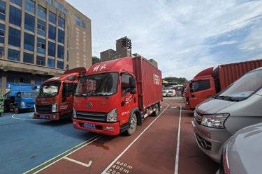 二手解放 虎VH 160马力 4.16米单排厢式轻卡(万里扬8档)(国六) 单桥 锡柴二手载货车 蓝牌图片