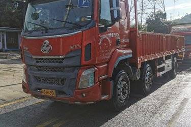 二手东风柳汽 乘龙H5 270马力 6X2 7.8米栏板载货车(后桥400)(国六) 前四后四 玉柴二手载货车 黄牌