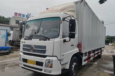 二手东风商用车 天锦重卡 210马力 4X2 9.6米厢式载货车(国五) 单桥 康明斯二手载货车 黄牌图片