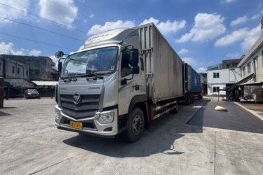二手福田 欧马可5系中卡 170马力 4X2 7.75米厢式载货车(国五) 单桥 康明斯二手载货车 黄牌