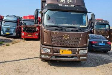 二手一汽解放 J6L重卡 240马力 4X2 车辆运输车(国五) 单桥 大柴二手载货车 黄牌