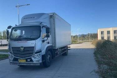 二手福田 欧马可5系 182马力 6.8米厢式载货车(国六) 单桥 福田康明斯二手载货车 黄牌