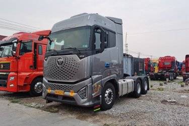 二手福田 欧曼银河 穿越版 660马力 6X4 AMT自动档牵引车(国六) 双驱 福田康明斯二手牵引车 黄牌图片