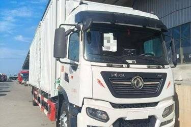二手东风商用车 天锦KR 245马力 4X2 9.8米厢式载货车(国五) 单桥 康明斯二手载货车 黄牌图片