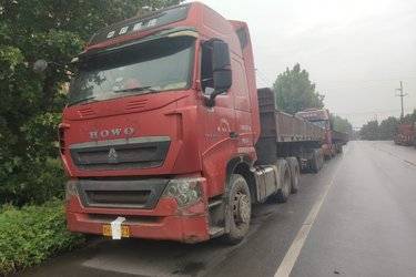 二手中国重汽 HOWO TH7重卡 540马力 6X4牵引车(国五) 双驱 曼二手牵引车 黄牌图片