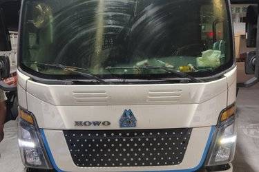 二手中国重汽HOWO 统帅 4.5T 单排纯电动轻卡底盘  二手电动卡车电动载货车图片