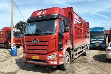 二手一汽解放 J6L中卡 精英版 240马力 4X2 6.75米仓栅式载货车(国六) 单桥 锡柴二手载货车 黄牌图片