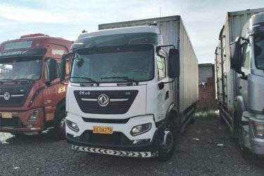 二手东风商用车 天锦KR中卡 292马力 6X2 9.8米厢式载货车(国五) 单桥 雷诺二手载货车 黄牌图片