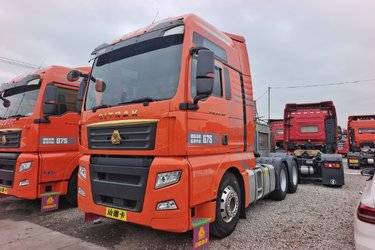 二手中国重汽 汕德卡SITRAK G7S重卡 680马力 6X4 AMT自动档牵引车(国六) 双驱 潍柴二手牵引车 黄牌图片