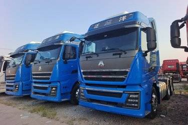 二手中国重汽 HOWO TH7重卡 500马力 6X4 牵引车(国六) 双驱 曼二手牵引车 黄牌图片