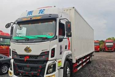 二手东风柳汽 乘龙H5 270马力 4X2 9.6米厢式载货车(国六) 单桥 东风康明斯二手载货车 黄牌图片